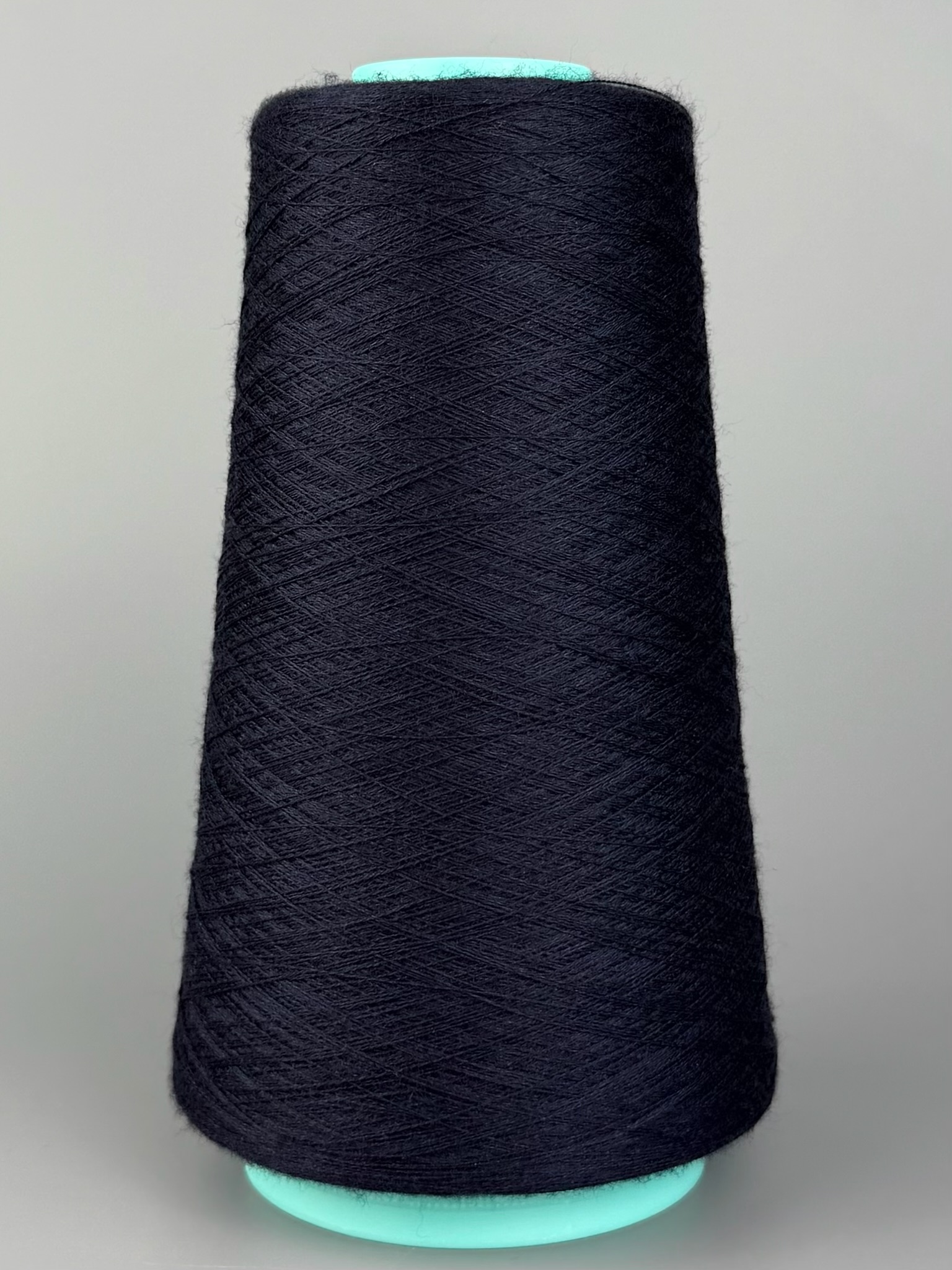 Botto Giuseppe Superzen 2/80 – Filato in merino e seta col. Blu scuro 188 foto 2